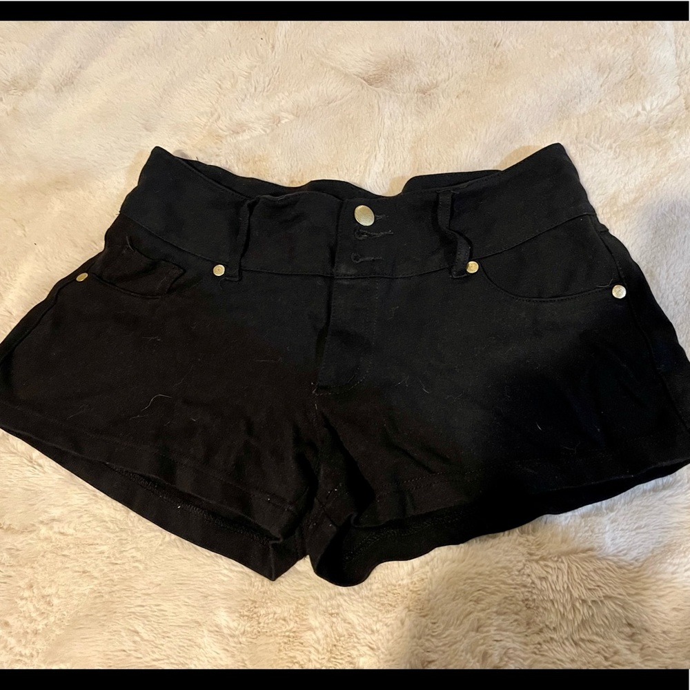 Ci Sono Black Shorts